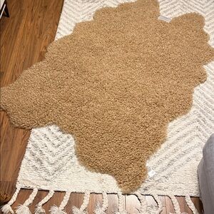 Mon Chateau luxury Collection Faix Fur rug Shaggy curly Tan Area Rug 4’2”X5’11”